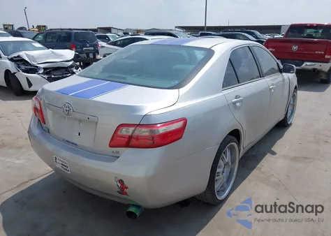 2008 Toyota Camry Le z USA, uszkodzony, nr VIN 4T4BE46K28R022940